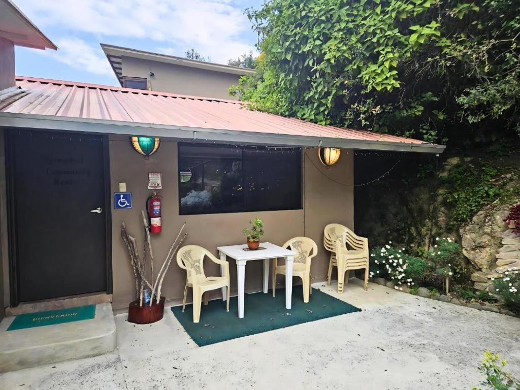 Hotel Twelve Hummingbirds Andes Retreat Paute Exterior foto
